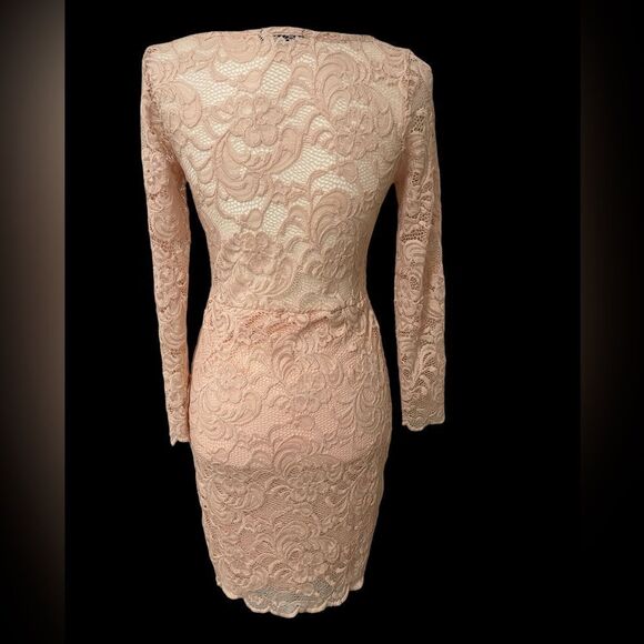 Ambiance cocktail dress​  pit to pit 15” waist 13” hips 16” shoulder to hem 32” - Picture 3 of 5